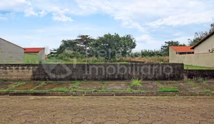 TERRENO à venda em Peruíbe, no bairro Jardim Belmar I