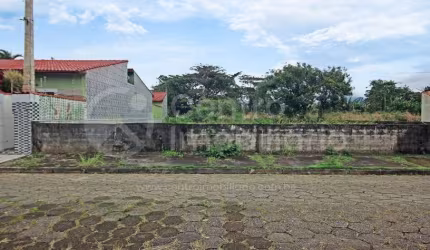 TERRENO à venda em Peruíbe, no bairro Jardim Belmar I