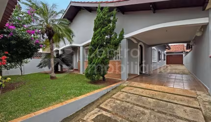 CASA à venda com 3 quartos em Peruíbe, no bairro Jardim Beira Mar