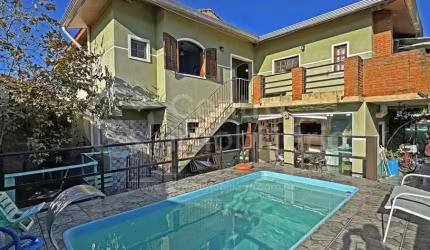 CASA à venda com piscina e 5 quartos em Peruíbe, no bairro Estancia Sao Jose