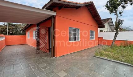 CASA à venda com 2 quartos em Peruíbe, no bairro Stella Maris