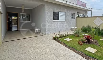 CASA à venda com 2 quartos em Peruíbe, no bairro Jardim Ribamar