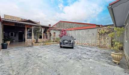 CASA à venda com 2 quartos em Peruíbe, no bairro Balneario Barra de Jangada