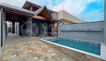 CASA à venda com piscina e 2 quartos em Peruíbe, no bairro Flora Rica