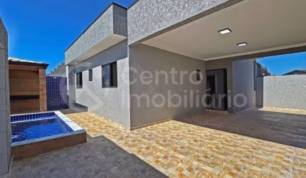 CASA à venda com piscina e 3 quartos em Peruíbe, no bairro Cidade Nova Peruíbe