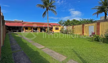 CASA à venda com 2 quartos em Peruíbe, no bairro Cidade Nova Peruíbe