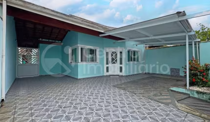 CASA à venda com 3 quartos em Peruíbe, no bairro Balneario Barra de Jangada