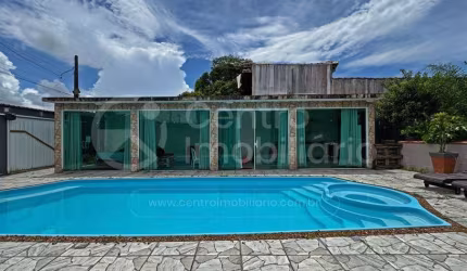 CASA à venda com 2 quartos em Peruíbe, no bairro Jardim Sao Luiz