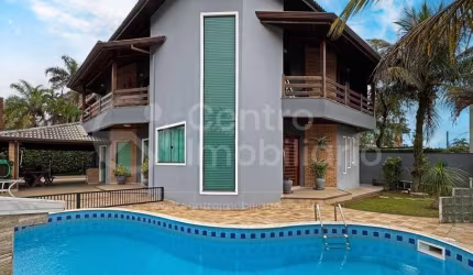 CASA à venda com piscina e 4 quartos em Peruíbe, no bairro Bougainvillee I