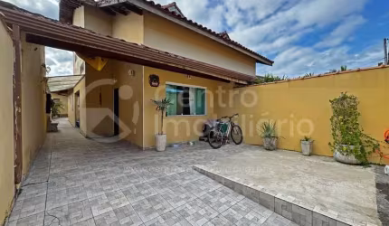 CASA à venda com 3 quartos em Peruíbe, no bairro Parque D Aville