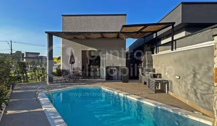 CASA à venda com piscina e 3 quartos em Peruíbe, no bairro Residencial Bosque Três Marias