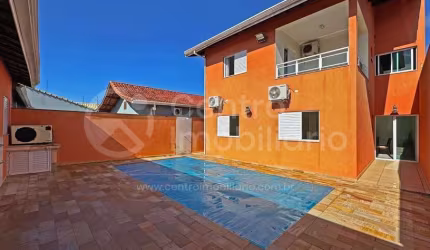 CASA à venda com piscina e 4 quartos em Peruíbe, no bairro Jardim Beira Mar