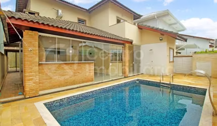 CASA à venda com piscina e 4 quartos em Peruíbe, no bairro Jd Tres Marias