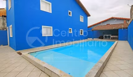 CASA à venda com piscina e 2 quartos em Peruíbe, no bairro Cidade Nova Peruíbe