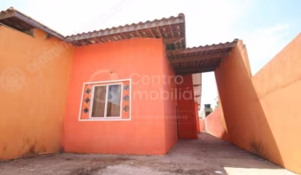 CASA à venda com 2 quartos em Peruíbe, no bairro Cidade Nova Peruíbe