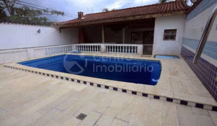 CASA à venda com piscina e 4 quartos em Peruíbe, no bairro Balneario Barra de Jangada