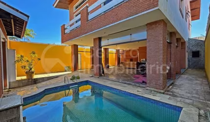 CASA à venda com piscina e 5 quartos em Peruíbe, no bairro Estancia Sao Jose