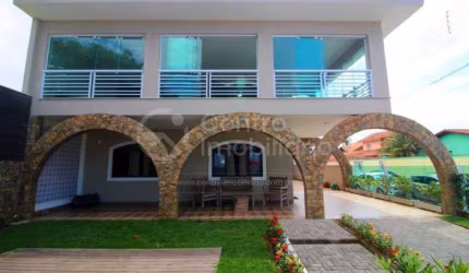 CASA à venda com 5 quartos em Peruíbe, no bairro Balneario Barra de Jangada