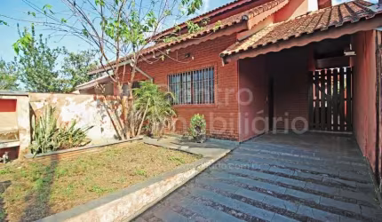 CASA à venda com 3 quartos em Peruíbe, no bairro Stella Maris