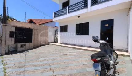 APARTAMENTO à venda com 1 quartos em Peruíbe, no bairro Parque Turistico