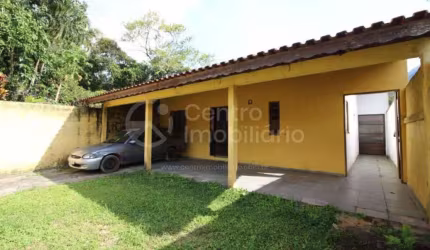 CASA à venda com 5 quartos em Peruíbe, no bairro Quinta do Guarau