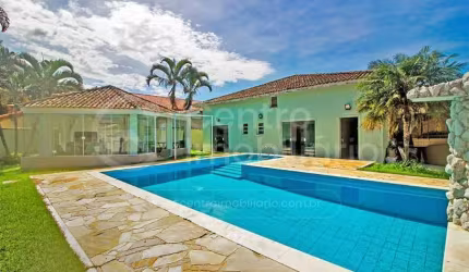 CASA à venda com piscina e 5 quartos em Peruíbe, no bairro Bougainvillee V