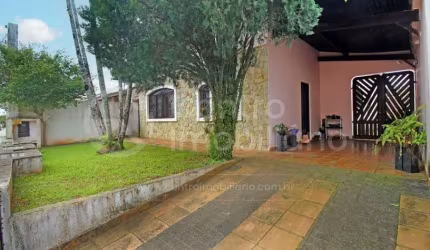 CASA à venda com 3 quartos em Peruíbe, no bairro Jardim Imperador