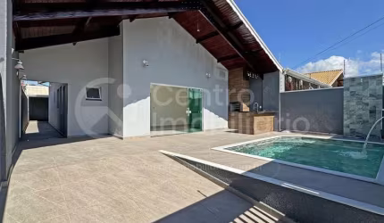 CASA à venda com 3 quartos em Peruíbe, no bairro Parque Balneario Oasis