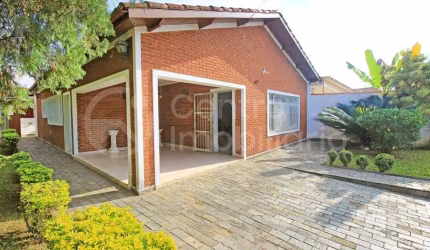CASA à venda com 3 quartos em Peruíbe, no bairro Balneario Sao Joao Batista