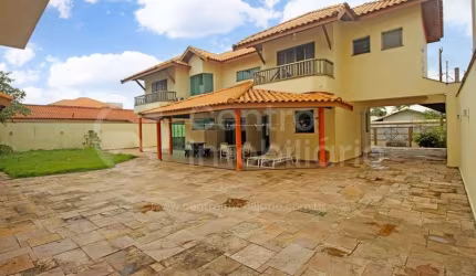 CASA à venda com 4 quartos em Peruíbe, no bairro Stella Maris