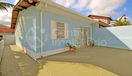 CASA à venda com 2 quartos em Peruíbe, no bairro Cidade Nova Peruíbe