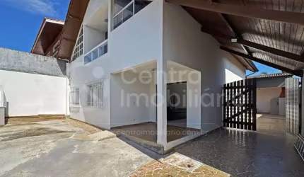 CASA à venda com 4 quartos em Peruíbe, no bairro Estancia Sao Jose