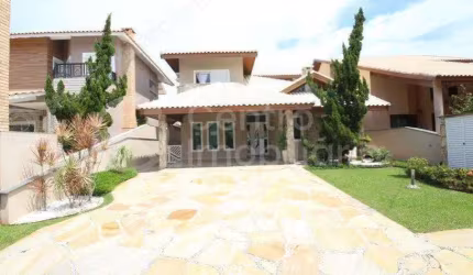 CASA à venda com 4 quartos em Peruíbe, no bairro Bougainvillee III