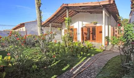 CASA à venda com 3 quartos em Peruíbe, no bairro Stella Maris