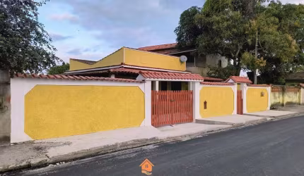 Casa para Venda em Saquarema, Boqueirão, 2 dormitórios, 1 suíte, 2 banheiros, 2 vagas