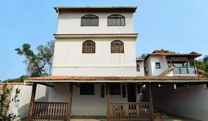 Casa para Venda em Saquarema, Leigos, 6 dormitórios, 2 suítes, 3 banheiros, 4 vagas