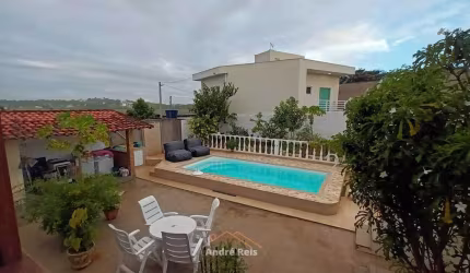 Casa para Venda em Saquarema, Leigos, 3 dormitórios, 1 suíte, 2 banheiros, 2 vagas