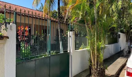 Casa para Venda em Araruama, Coqueiral, 3 dormitórios, 2 suítes, 2 banheiros, 2 vagas