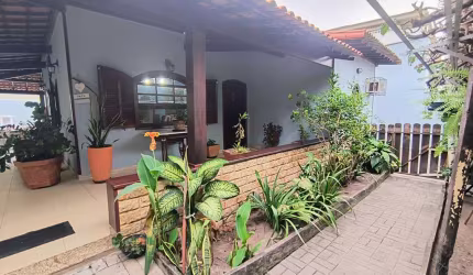 Casa para Venda em Saquarema, Boqueirão, 3 dormitórios, 1 suíte, 2 banheiros, 2 vagas