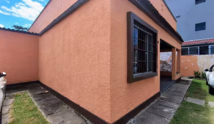 Casa para Venda em Saquarema, Boqueirão, 5 dormitórios, 1 suíte, 3 banheiros, 12 vagas