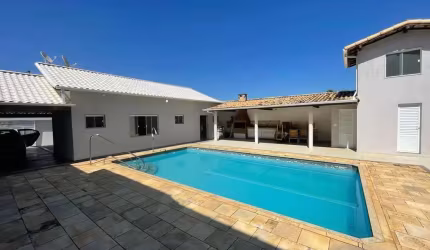 Casa para Venda em Saquarema, Porto da Roça II (Bacaxá), 2 dormitórios, 2 suítes, 2 banheiros, 2 vagas