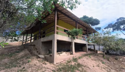 Casa para Venda em Saquarema, Ipitangas, 3 dormitórios, 1 banheiro, 2 vagas