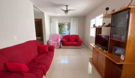 Imóvel misto (comercial e residencial) no bairro do Tirol com 373m²