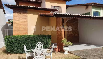 Casa em Condomínio Fechado na Maria Lacerda - Nova Parnamirim.