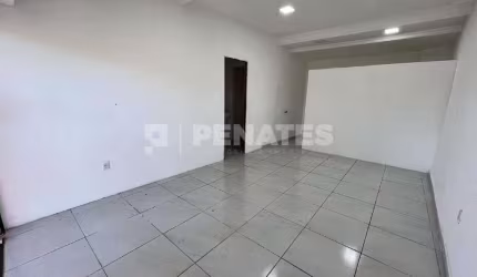 Ponto comercial na Avenida Mor Gouveia para locação.