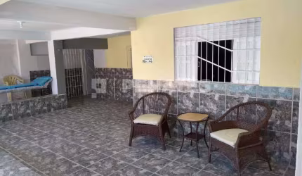 Casa de Esquina na Enseada de Búzios – A apenas 30 metros das Piscinas Naturais