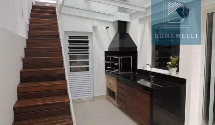 Casa com 189 metros sendo 3 dormitórios em Pinheiros perto do metrô