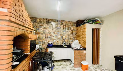 Casa para venda possui 150 metros quadrados com 3 quartos em Vila Mariana - São Paulo - SP