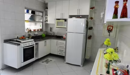 Apartamento a venda no bairro da Liberdade com 120 metros 3 dormitórios
