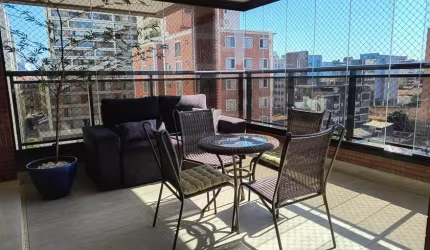 Apartamento com 208 metros com 4 suites e 4 vagas